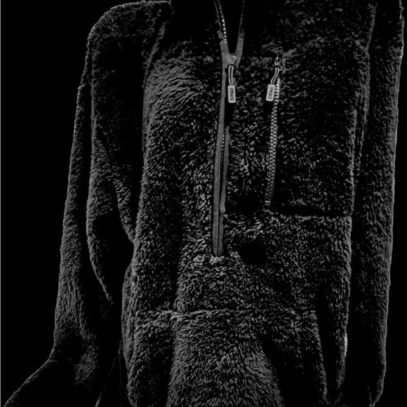 VICTORIA SECRET PINK LIMITED ED FAUX FUR BLACK PULLOVER RARE SOFT COMF size S - Picture 7 of 7